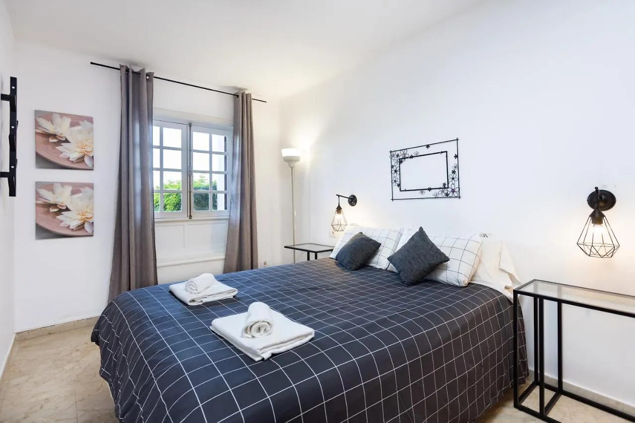 Apartment With Private Garden プエルト・デ・ラ・クルス